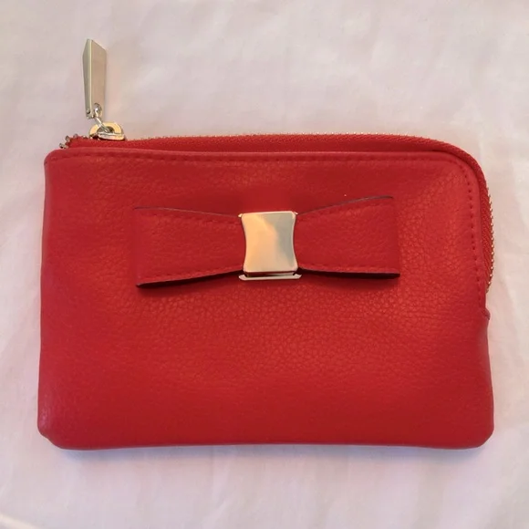 Red Wallet with Key Chain - Picture 1 of 5